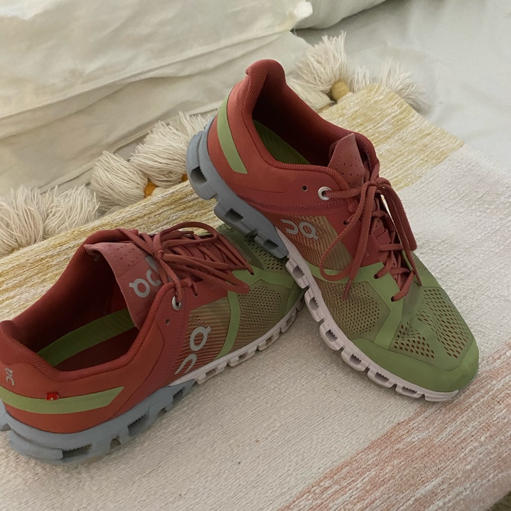 ON Running Shoes